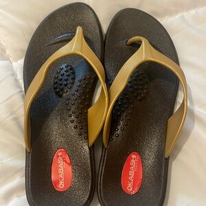 Once again never worn !!